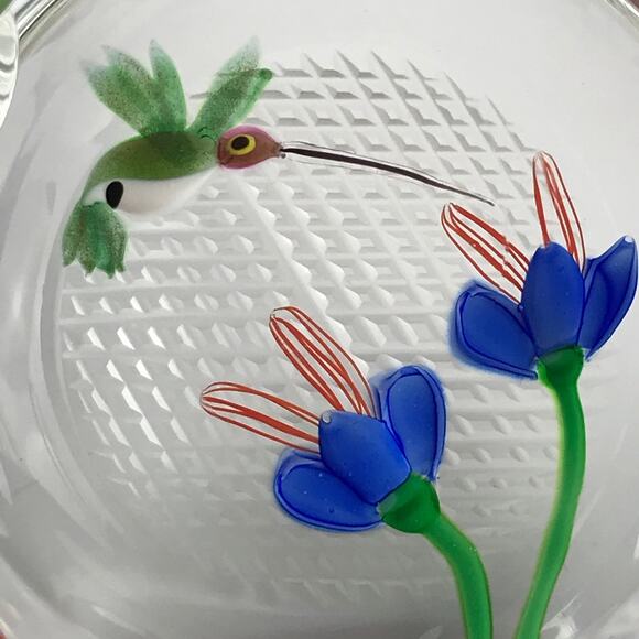 Perthshire 1987D Hummingbird Feeding from Blue Gentians Faceted Paperweight - Picture 4 of 14